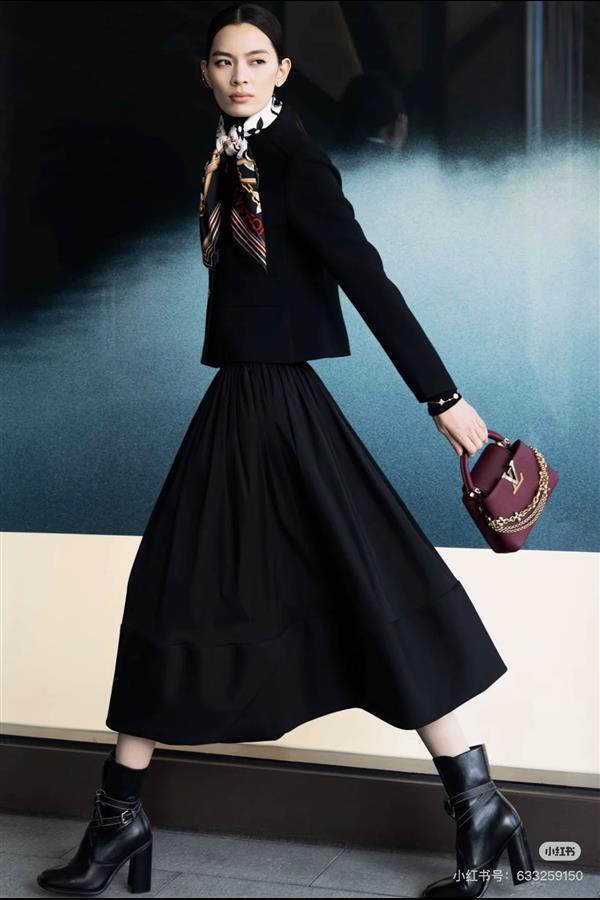 2026120164335209 270